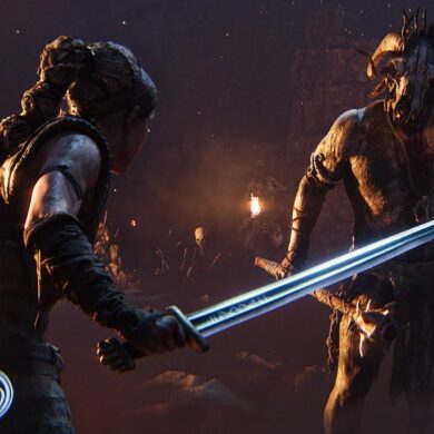 Senua fighting an enemy in Hellblade 2