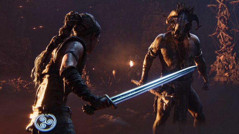 Senua fighting an enemy in Hellblade 2