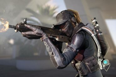 XDefiant character wielding weapon